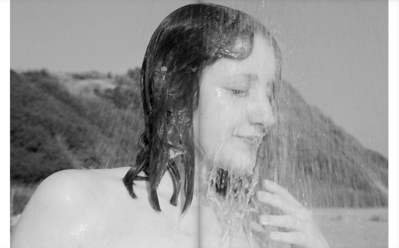 Aqua Mala - Singular Papers