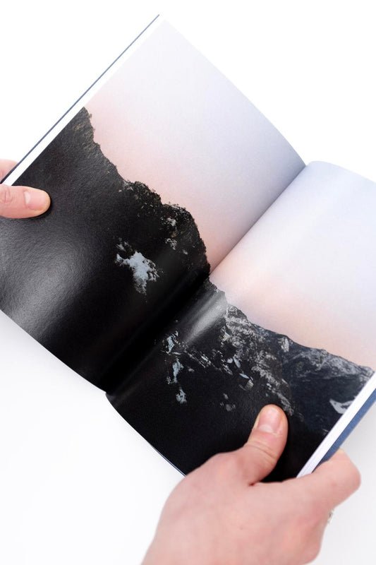 Tanti saluti dalla luna - Singular Papers