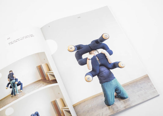 Portrait of a Collective Body - Singular Papers