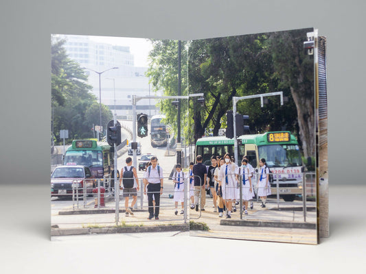 Dina Sechs 1 – Hong Kong - Singular Papers