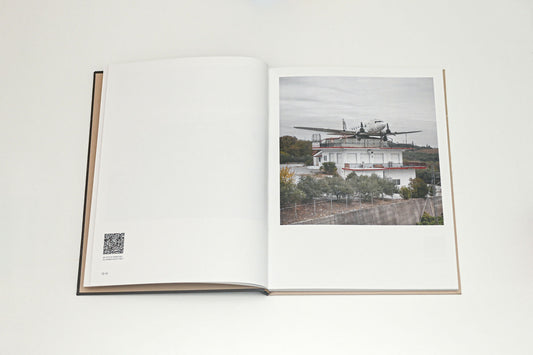 Around the Line - Singular Papers